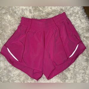 Lululemon Hotty Hot Short